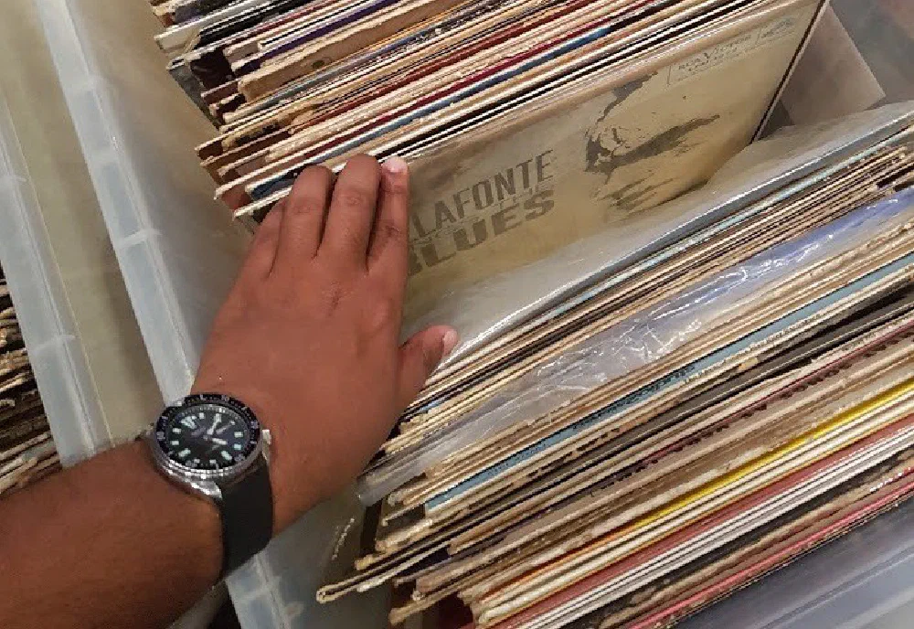 This story is brought to you by the smell of old Vinyl records I was digging at Vinyl Revival